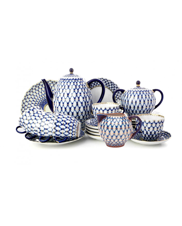 Set of Russia newest Lomonosov creamer and lidded sugar bowl in Cobalt Net pattern